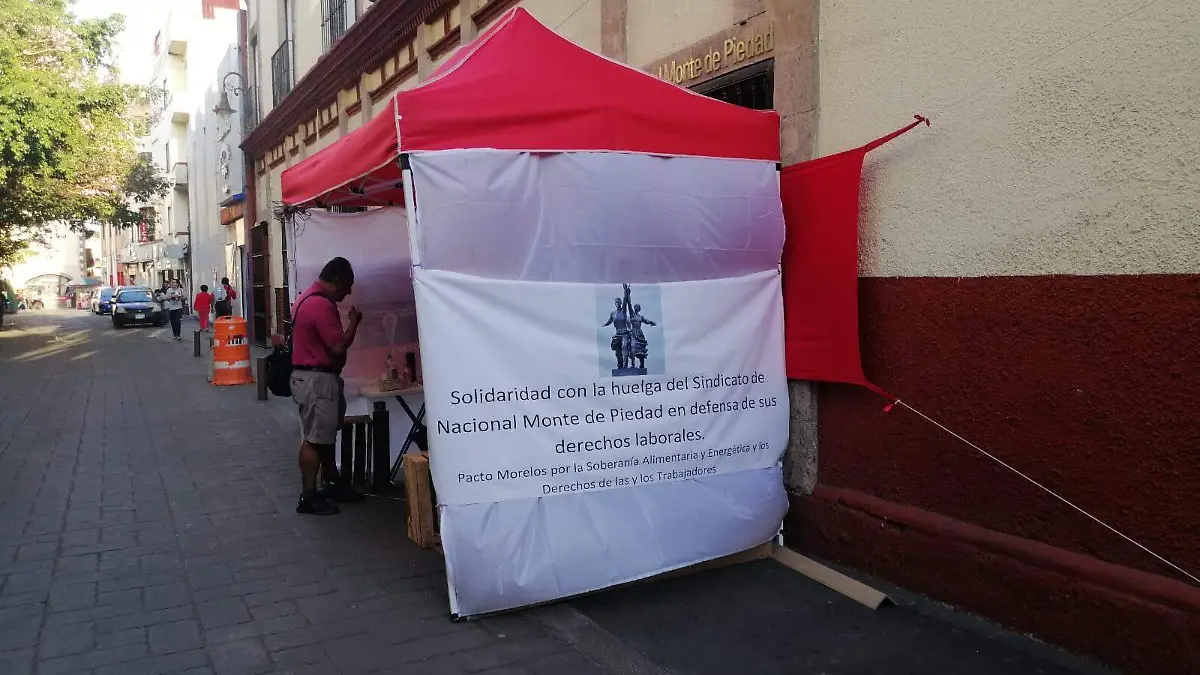 LUIS-F3V Trabajadores del Nacional Monte de Piedad  votarán para continuar o levantar la huelga (1)